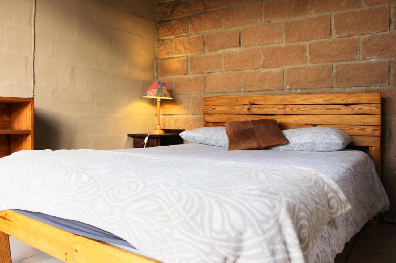 Albergue The Wild Farm Backpackers Wildernis Exterior foto